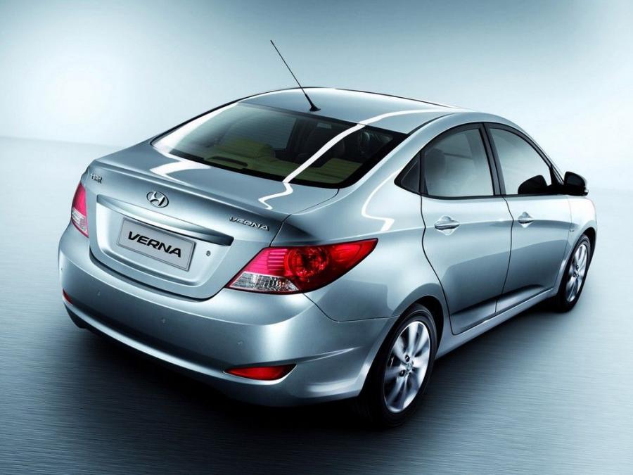  Hyundai Verna 2010 года  (CN) (фото 3 из 10)